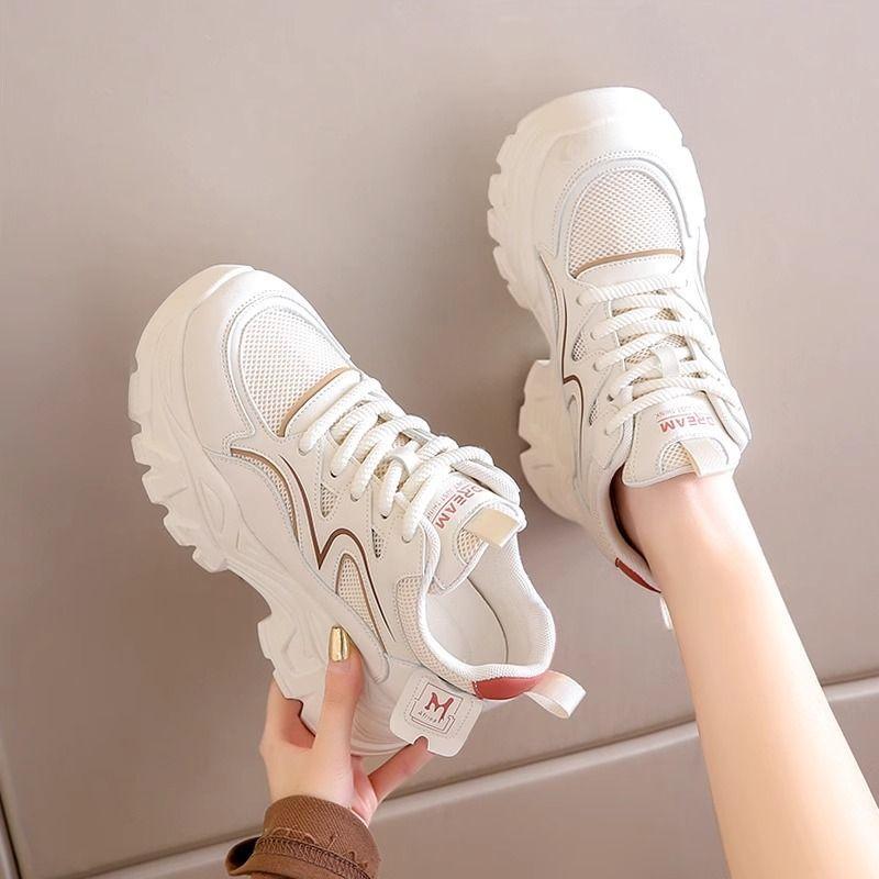 Sportovní a volnočasová obuv dámská 2025 nová letní síťovaná prodyšná ležérní obuv sportovní obuv s měkkou podrážkou tenké jednoboty dámské