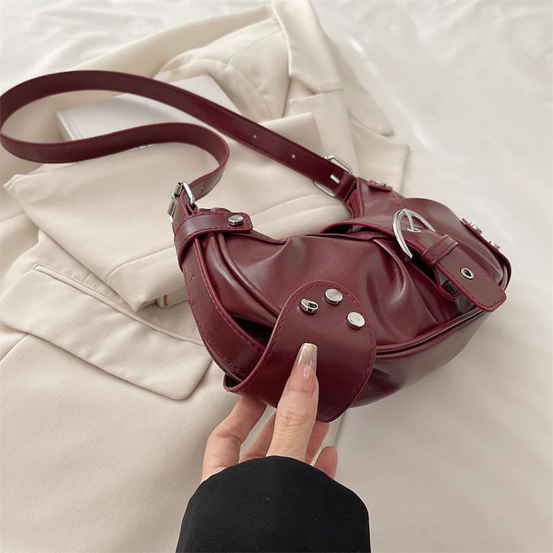 Vintage Y2k Rivet Belt Design Women Pu Shoulder Bags Solid Color Ladies Crossbody Bag Casual Female Hobos Handbags Purse