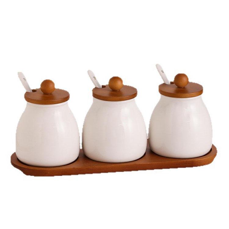 Ceramic Spice Jar Set Three-piece Solid Seasoning Storage Container Seasoning Jars & Bottles