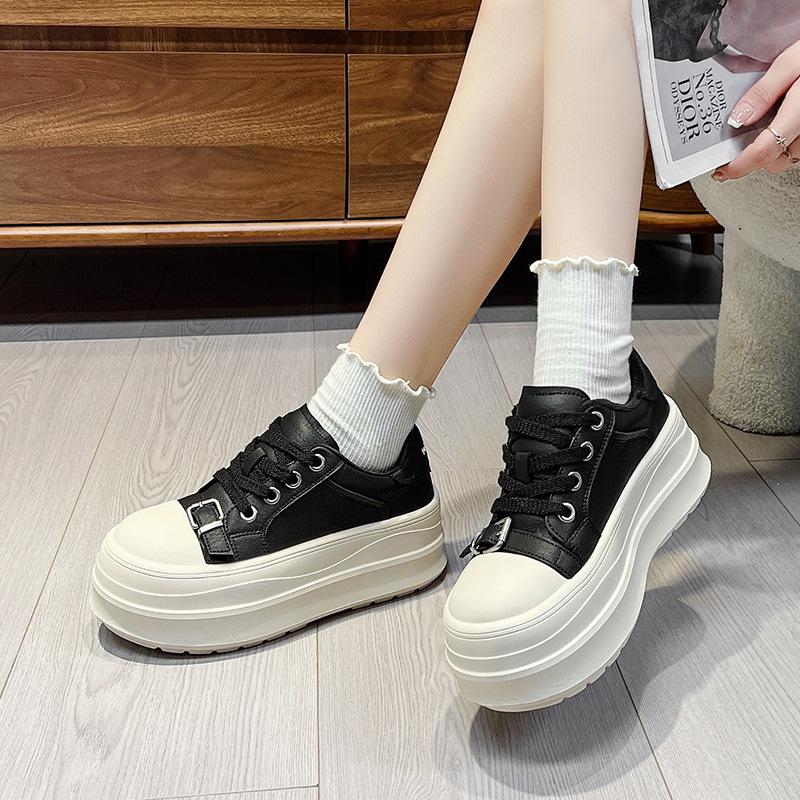 Leather 7cm platform sneakers women's 2025 new autumn and winter velvet small man height increase casual muffin board shoes