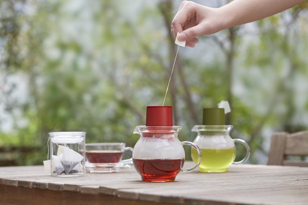 Hario Tea Hut Red Tea Bag Pot, 300ml, TTH-30-R
