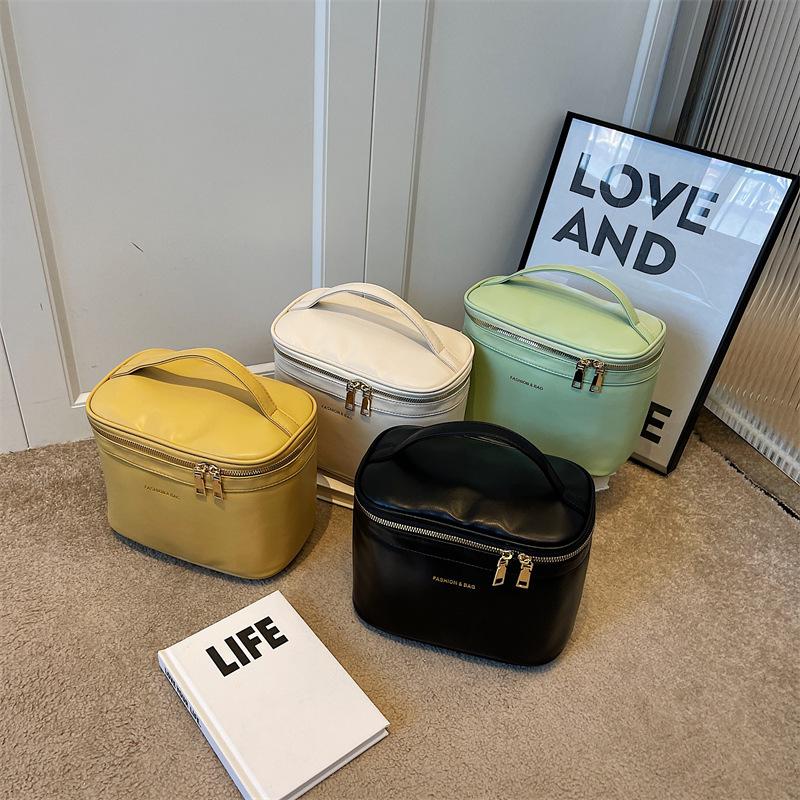 New Women's Cosmetic Bag Portable Storage Bag PU Large Capacity Tote Makeup Bag Travel Organizer Essentials Toiletry Bags