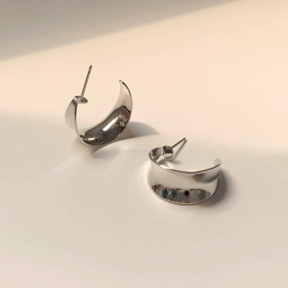 Modern Semicircle Thick Daily Hoop Earrings