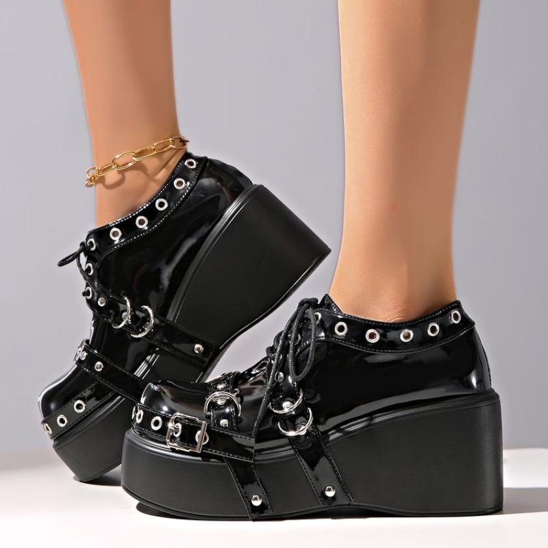 Large Size Punk Rock Chick Sweet Cool Thick Heel Leather Shoes Women's New 2026 Platform Retro Single Shoes Rubber Sole