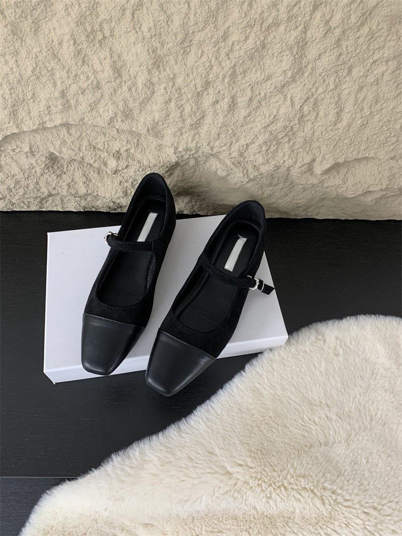 

Туфли Мэри Джейн с пряжкой, увеличивающие внутреннюю высоту, новые французские туфли на низком каблуке для женщин на весну и осень 2025 года 39 чёрный