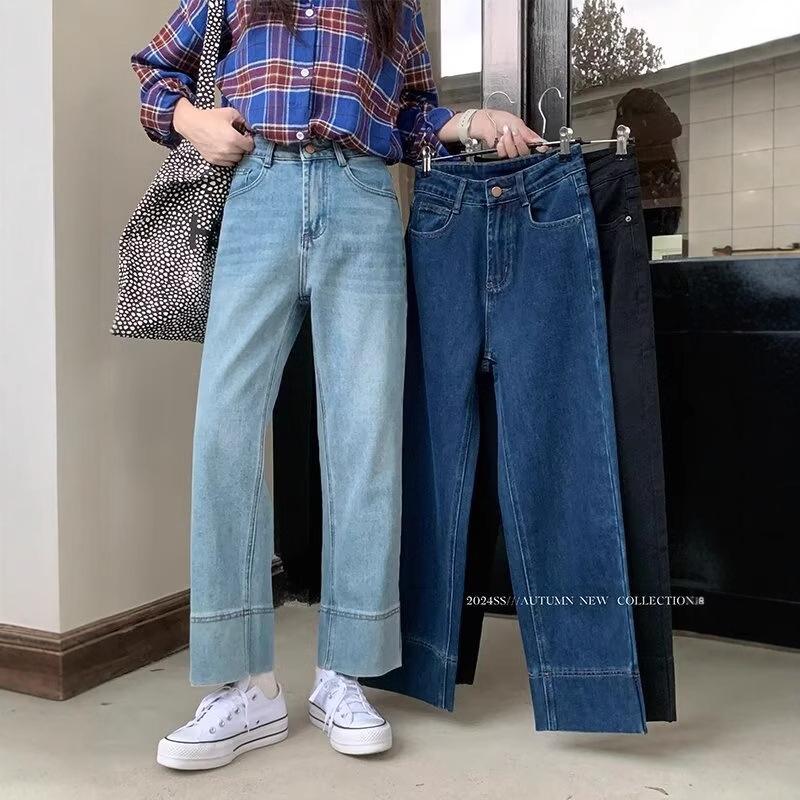High Waist Plus Size Straight-Leg Jeans for Pear-Shaped Women - Slimming, Loose Fit, Wide-Leg Pants for Autumn