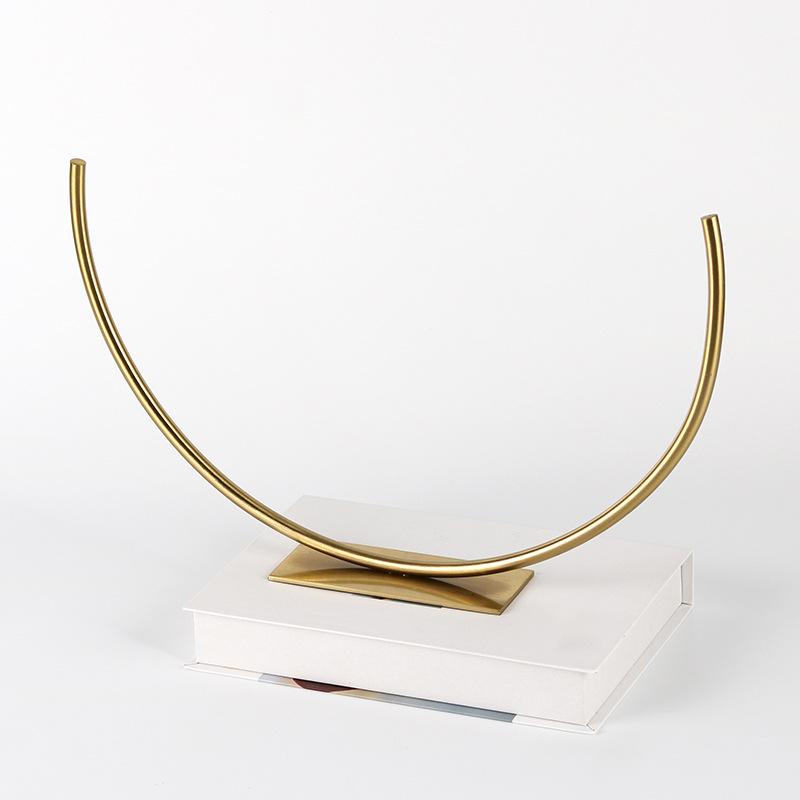 Nordic Italian Minimalist Semicircular Geometric Metal Handicraft Ornaments Light Luxury Model House Designer Soft Decorations