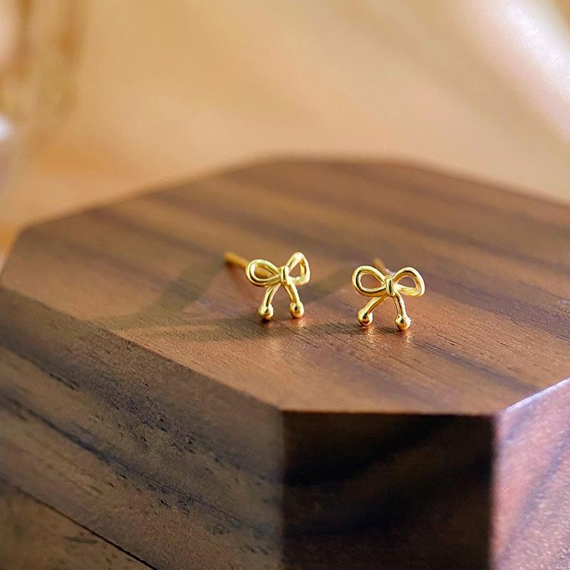 Cute Round Bead Bow Earrings for Women  Niche Design New Ear-piercing Student Earrings