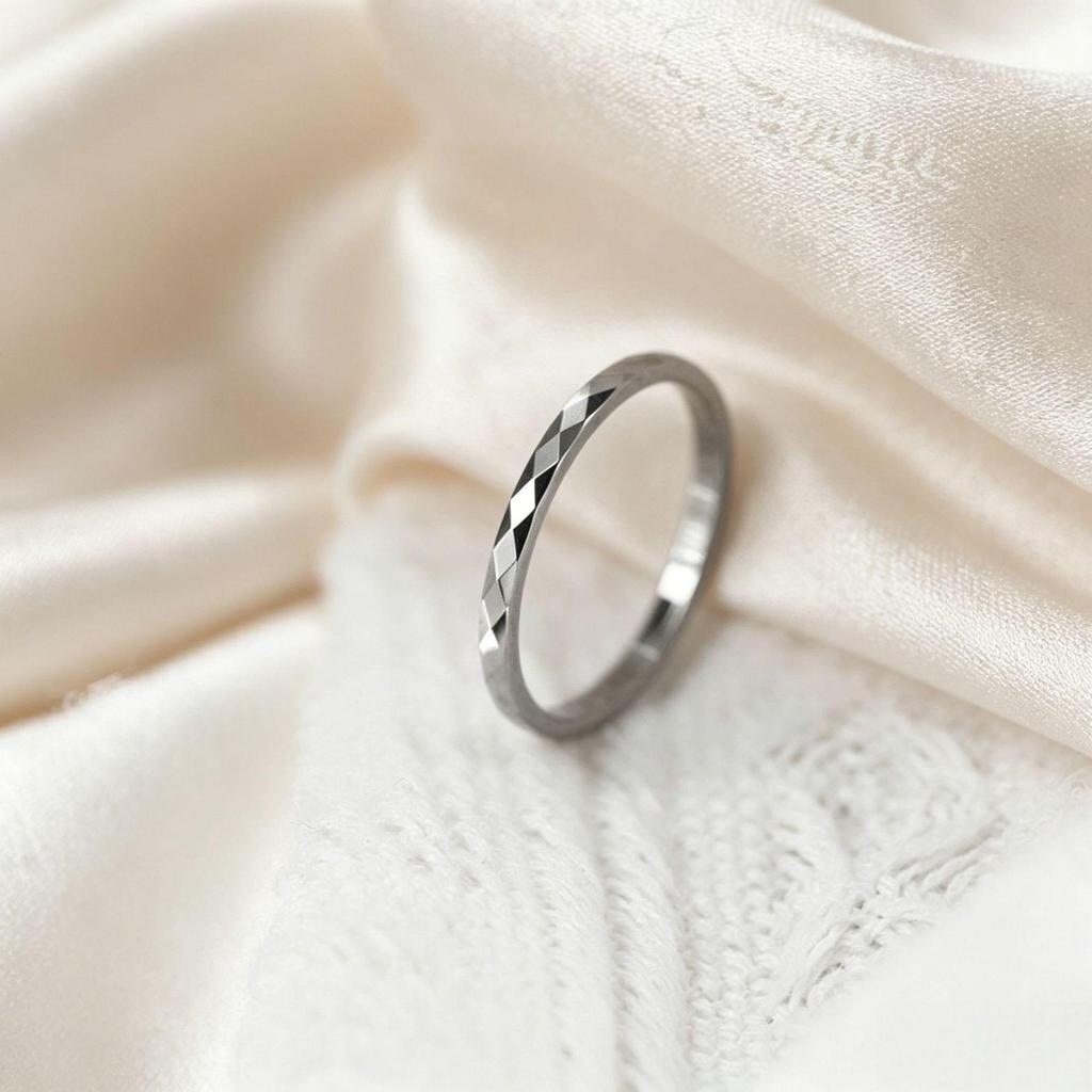 Ultra-fine Rhombus Titanium Steel Pinky Ring - Versatile, Fashionable, Colorfast Women's Band