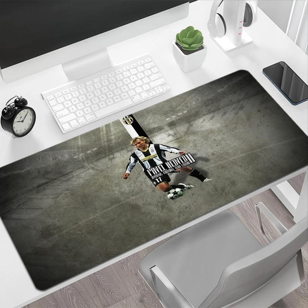 Cr7 Portugal Football Legend Gaming Mouse Pad Desk Mat HD Print Desk Pad Non-Slip Rubber Base Perfect for Office Desktop Supplies School Home