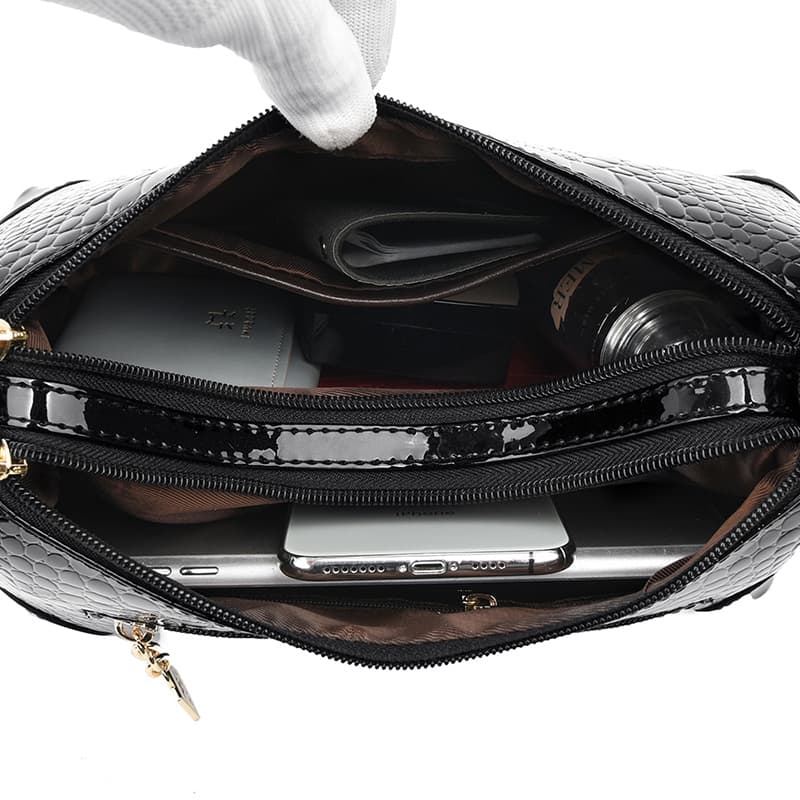 Crocodile pattern glossy shoulder bag women's messenger bag