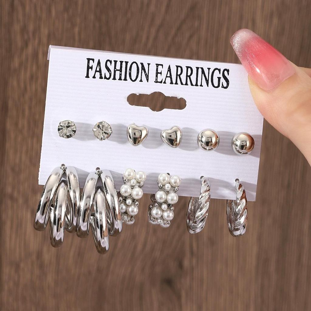 European & American Retro Geometric Hammered Textured Earrings 6-Piece Set: Creative Heart Diamond Stud & Alloy Earrings