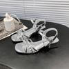 Französische silberne Sandalen mit dickem Absatz im Feenstil für Damen 2025 Sommer neu zum Ausgehen Koreanische Version vielseitiger Rock Urlaub Freizeit