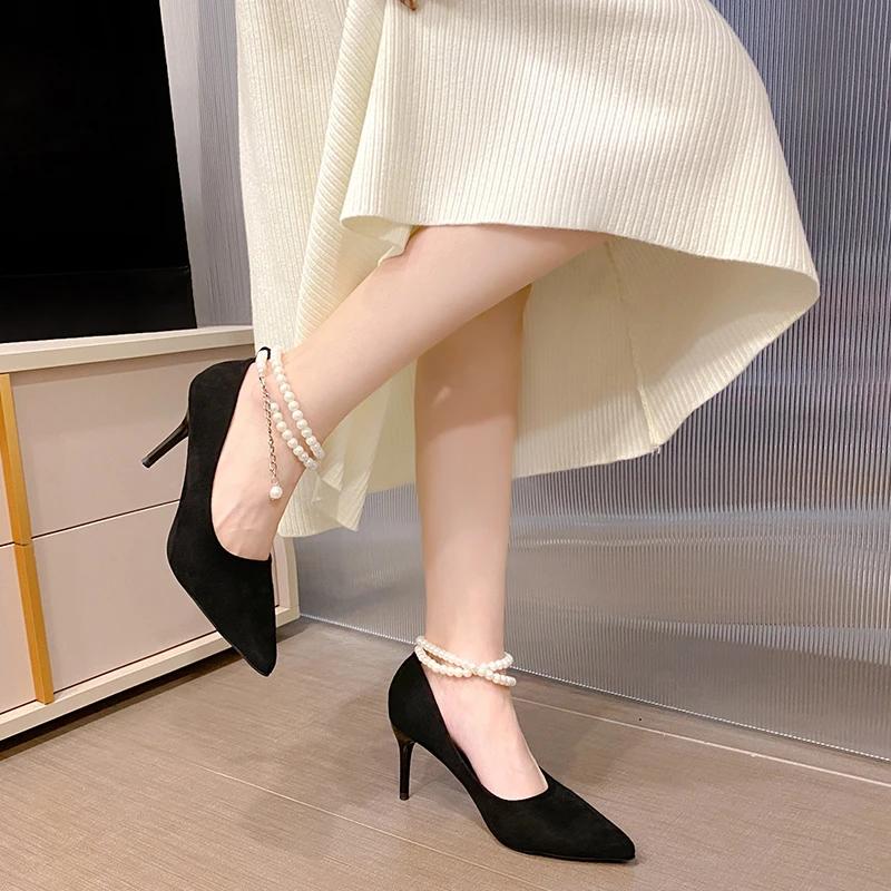 Fashion 2024 New Wedding Heels Women Luxury Brand Design String Bead Pearls High Heels Ladies Sexy Elegant Pointed Toe Black Pumps