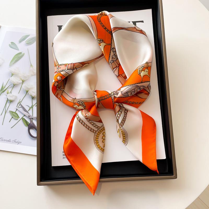 

Новый модный женский шарф с изображением лошади 70X70 см, шелковый шарф из пашмины, квадратная шаль, декоративная повязка на голову, роскошный дизайн, бандана One Size