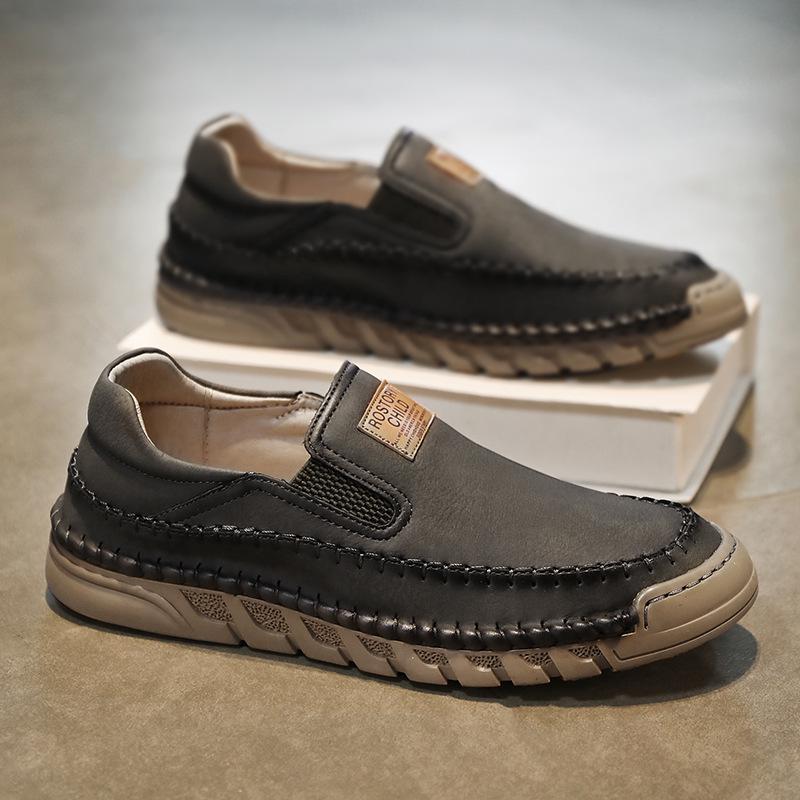 Men's Large Size Non-Slip Soft Sole Leather Loafers for Autumn, Size 45-46