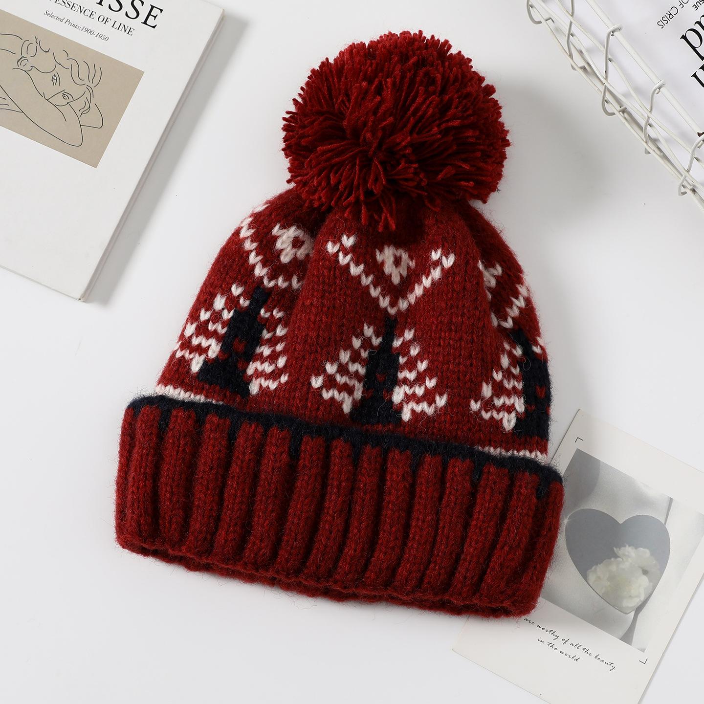 

Новая осенне-зимняя вязаная шапка в корейском стиле в стиле Fair Isle для женщин, ретро, подчеркивающая лицо, маленькая шапка-пуловер, теплая шерстяная шапка one size