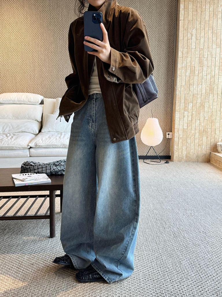 Louvre Spring Korean Retro Distressed Curved-Leg Jeans for Women