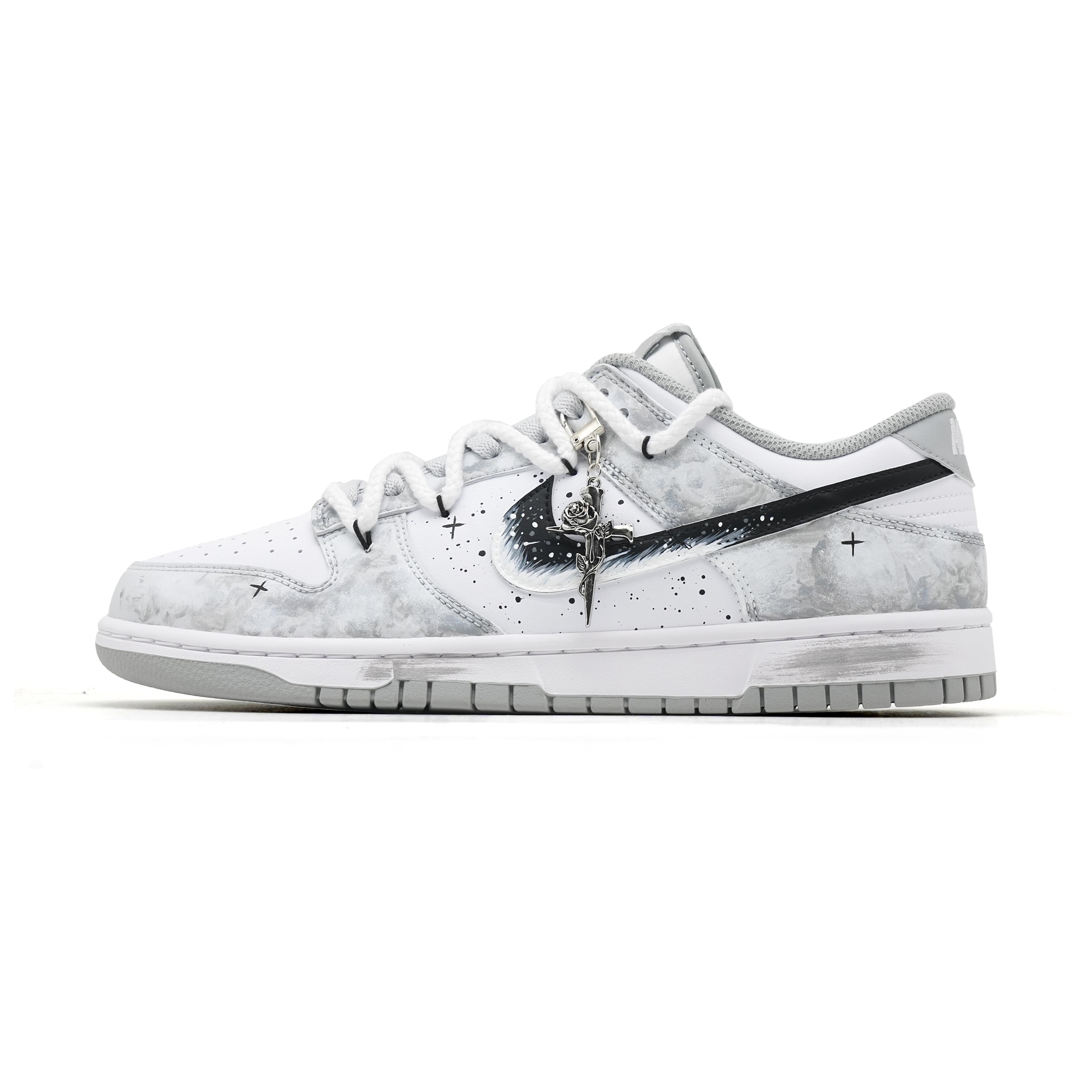 Nike Dunk LOW RETRO Lūgšanu Slīdēšanas
