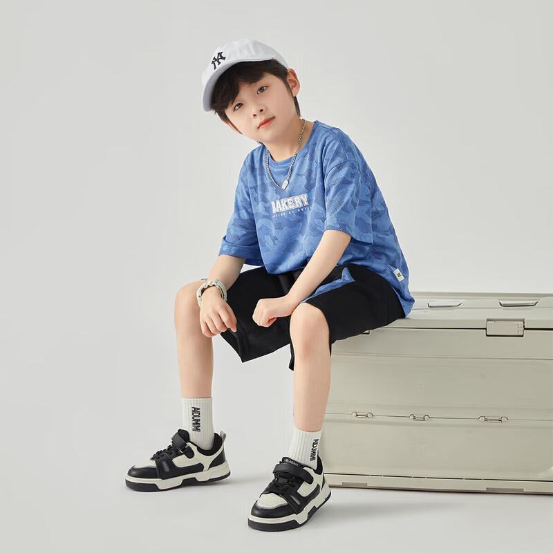 

Летний камуфляжный сет из сетчатой футболки и шорт для мальчиков 130