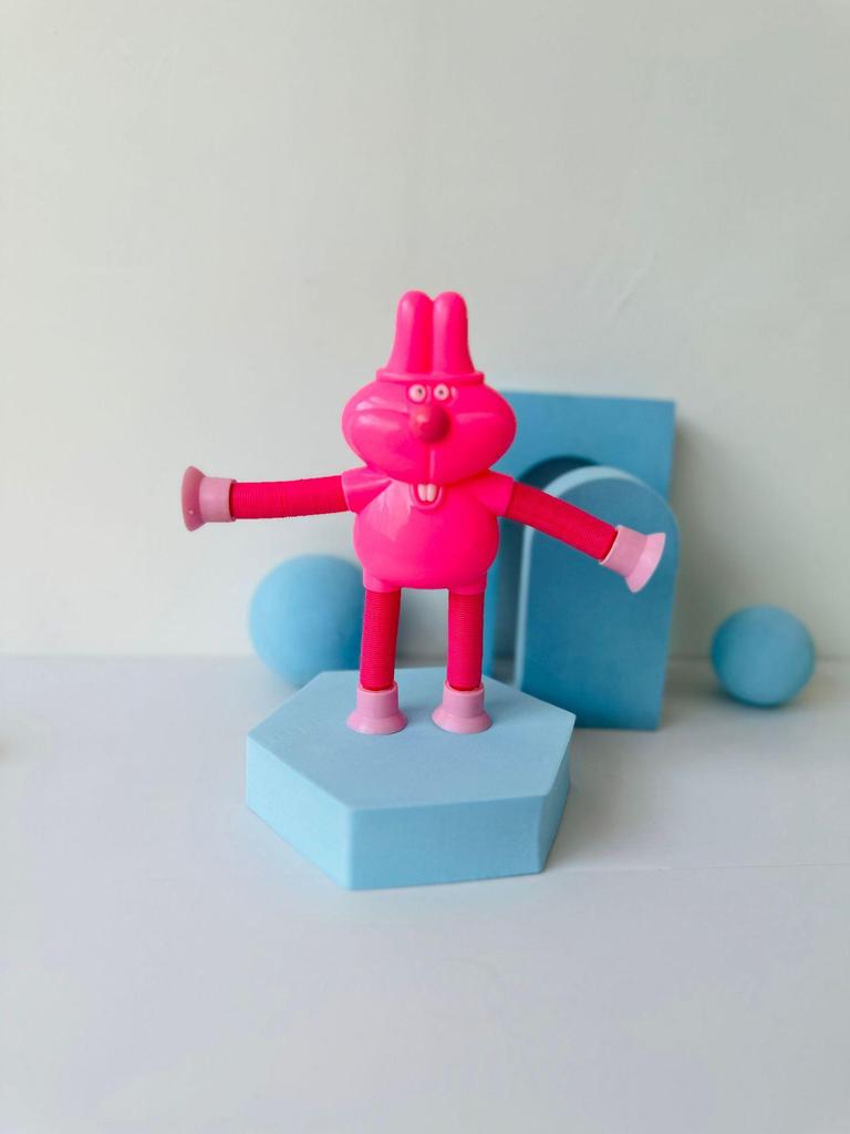 Creative Cartoon Giraffe Robot Egg Decompression Toy with Stretch Tube and Suction Cup, Featuring Ever-Changing Light-Up Hair.