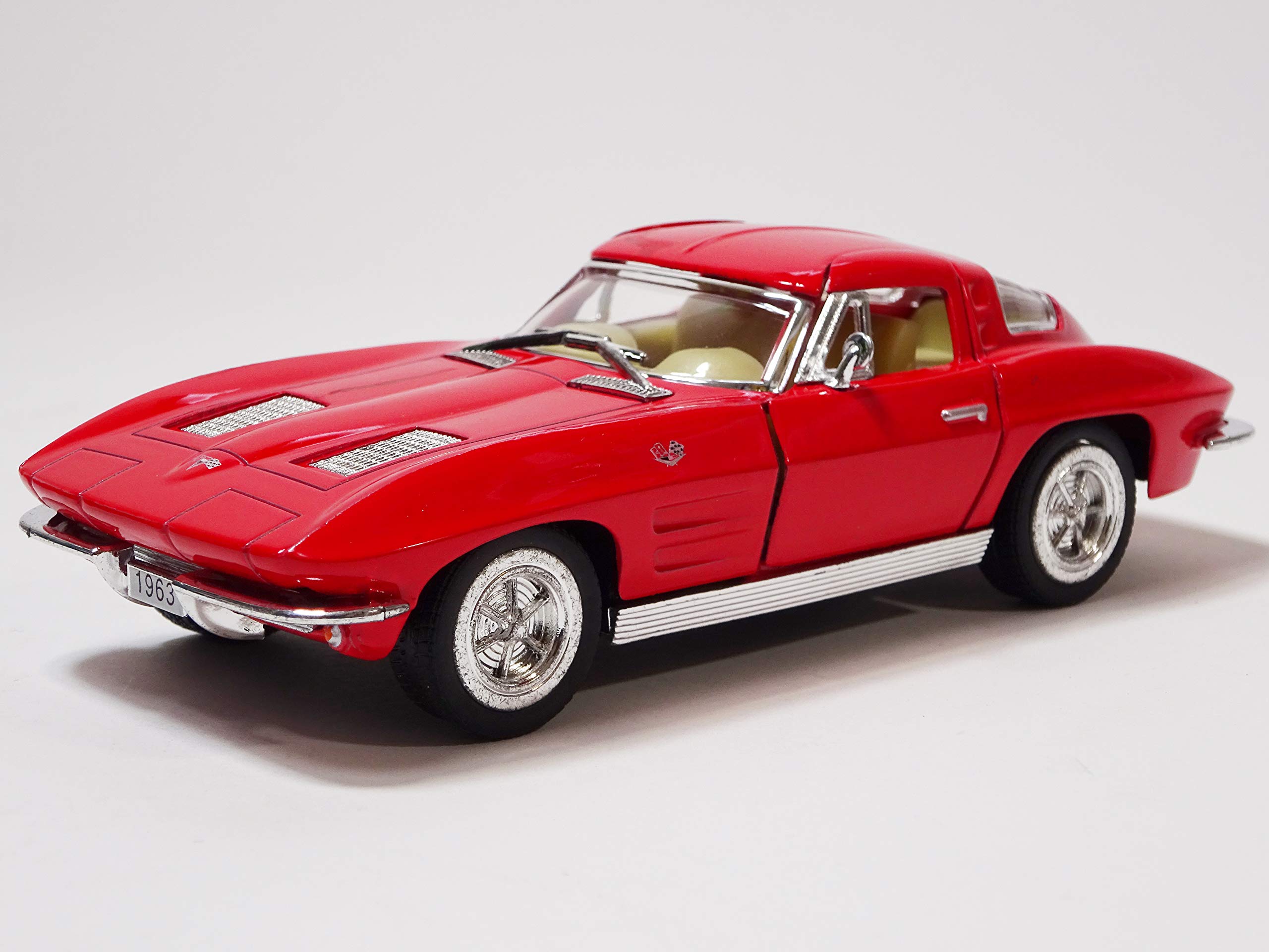 

Kinsmart Chevrolet Corvette Stingray Red Diecast Car KT5358 (1963) 1/36