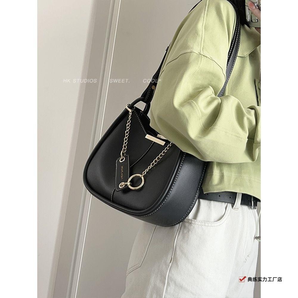 High sense underarm bag female Internet celebrity new popular shoulder messenger bag commuter versatile explosion bucket bag