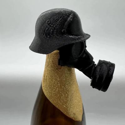 Creative Bottle Opener Soldier Salute Beer Bottle Helmet Fun Party Bottle
