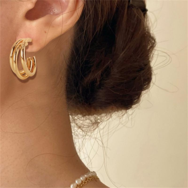 Smooth and spacious circular hip-hop jewelry simple and stylish women's jewelry