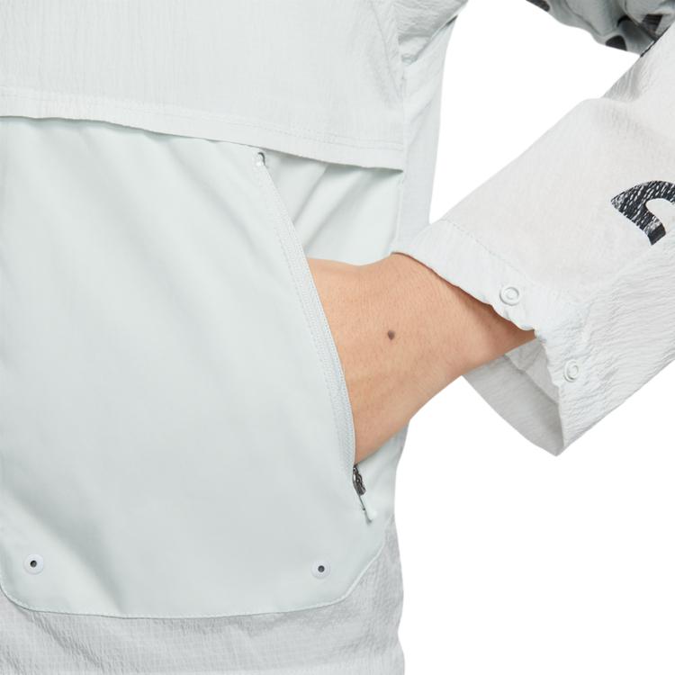 New Nike Jackets Women's Light Silver DX0326-034