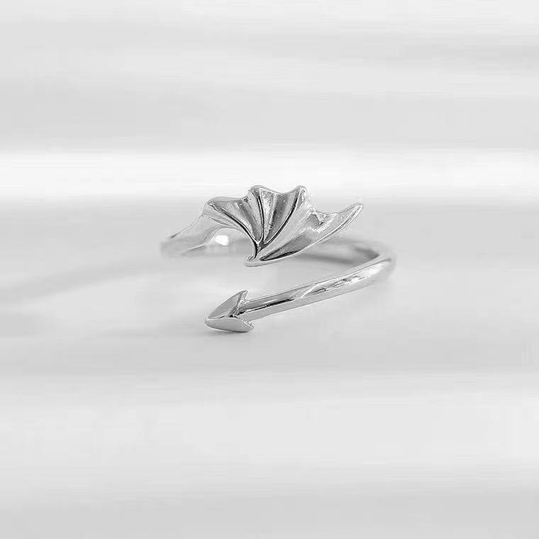 Inel Stea cu Cinci Colțuri pentru Femei - Lux Lejer, Design Coreean High-End, Bandă Argintie pentru Degetul Arătător, Perfect pentru Studente.