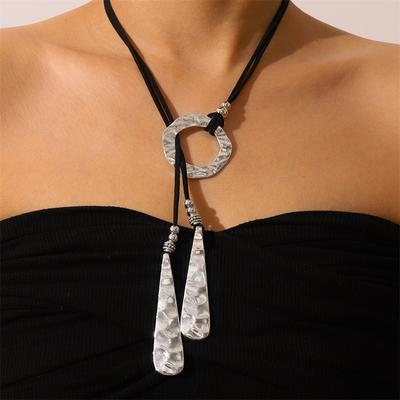 Vintage Wax Rope Creative Hammered Pendant Necklace
