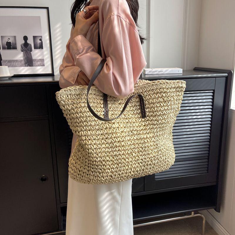 Handwoven Large Capacity Straw Tote Bag for Women - Spring/Summer Shoulder Bag for Commute & Beach