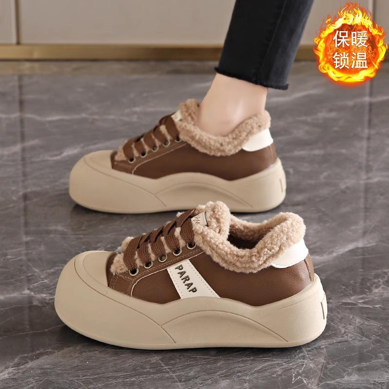 Super Soft Ugly Cute Big Head Board Shoes Women's Velvet 2 Winter Lamb Velvet Warm Thick Sole Sports and Leisure