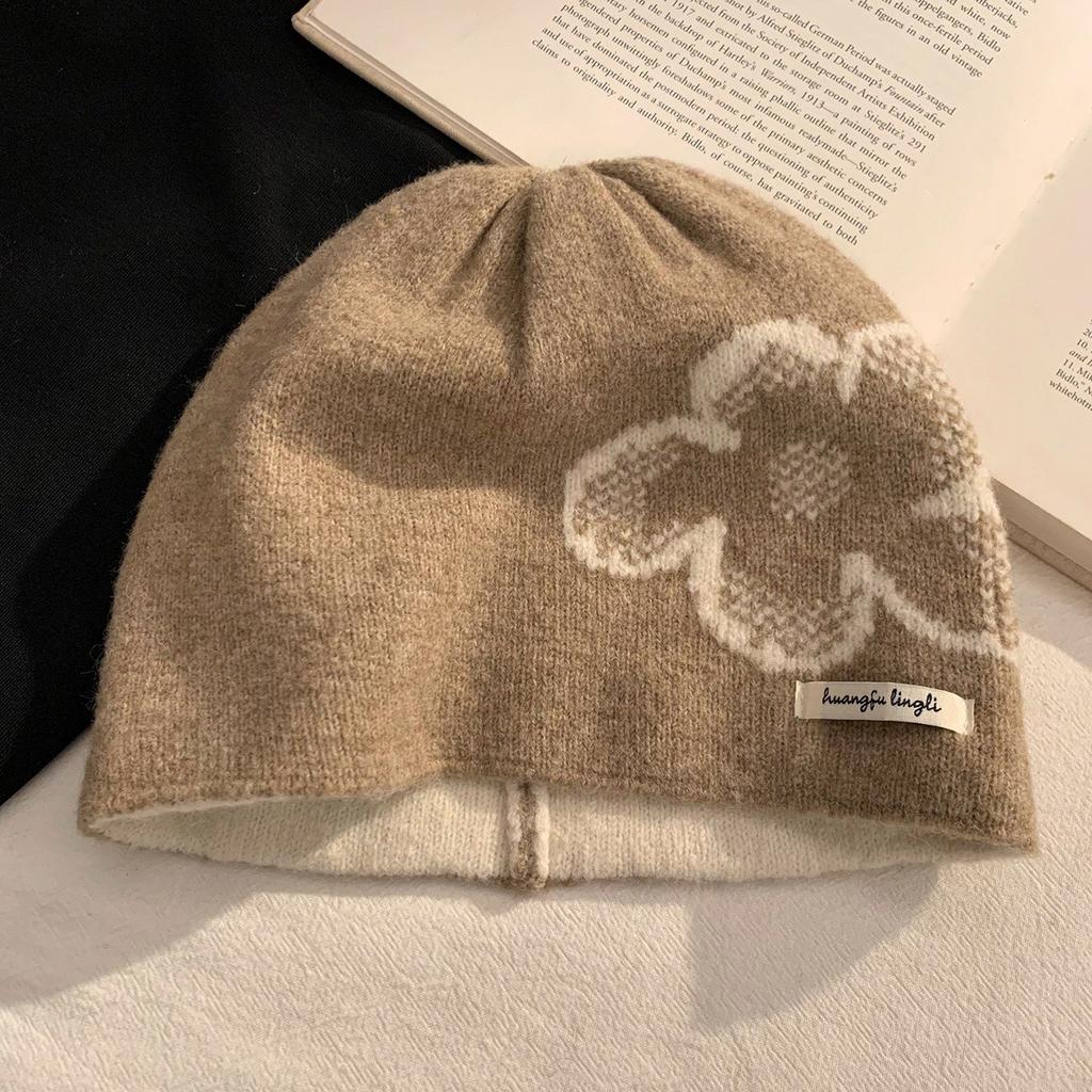 Korean ins retro jacquard knitted hat children's season new warm cold hat showing face small headhat