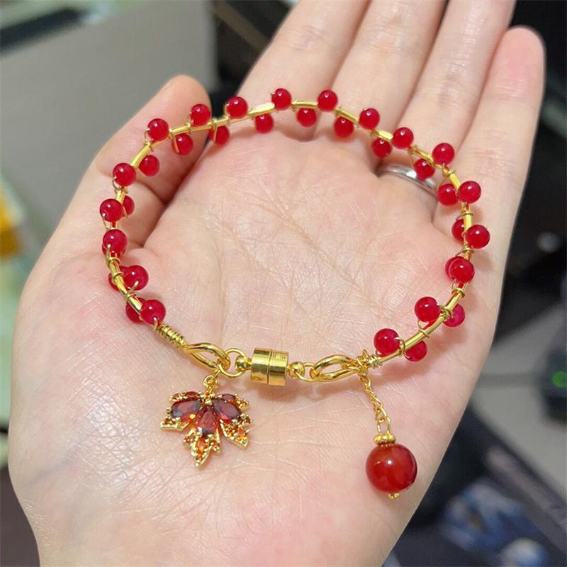 Jewelry Luxury Red Maple Leaf Stretch Shining Adjustable Gorgeous Temperament Bangle Bracelets Elegant Women Trend Accessories