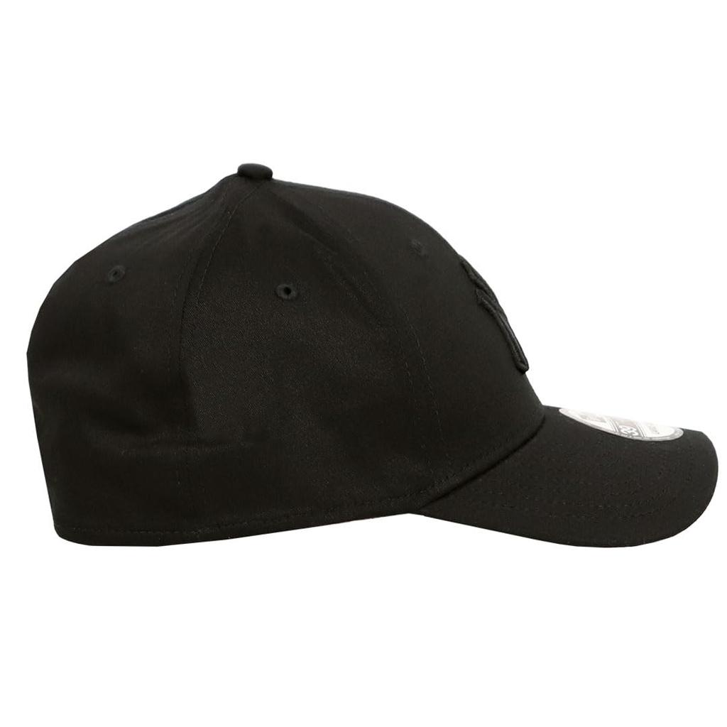 New Era 39THIRTY MLB Stretch Baseball Cap with New York All Sizes and Logo, Yankees, Black, S/M, Men's Women's [Used]
