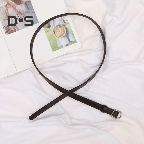 Damebelte Dame tynt kunstskinnbelte med spenne Casual Jeans Midjebeltetilbehør for kjoler Bukser