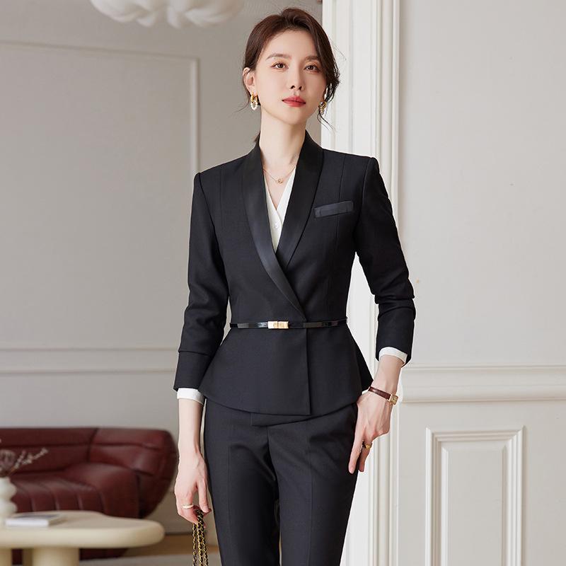 Dark Blue Women's Suit Set: Professional Attire with a Goddess Style – Perfect for Front Desk Workwear.