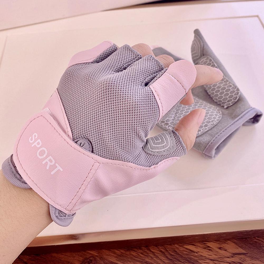 1Pair Women's Half Finger Fitness Gloves Anti-slip Wear-resistant Shock Absorption Workout Gloves for Kettlebell Training Yoga Cycling