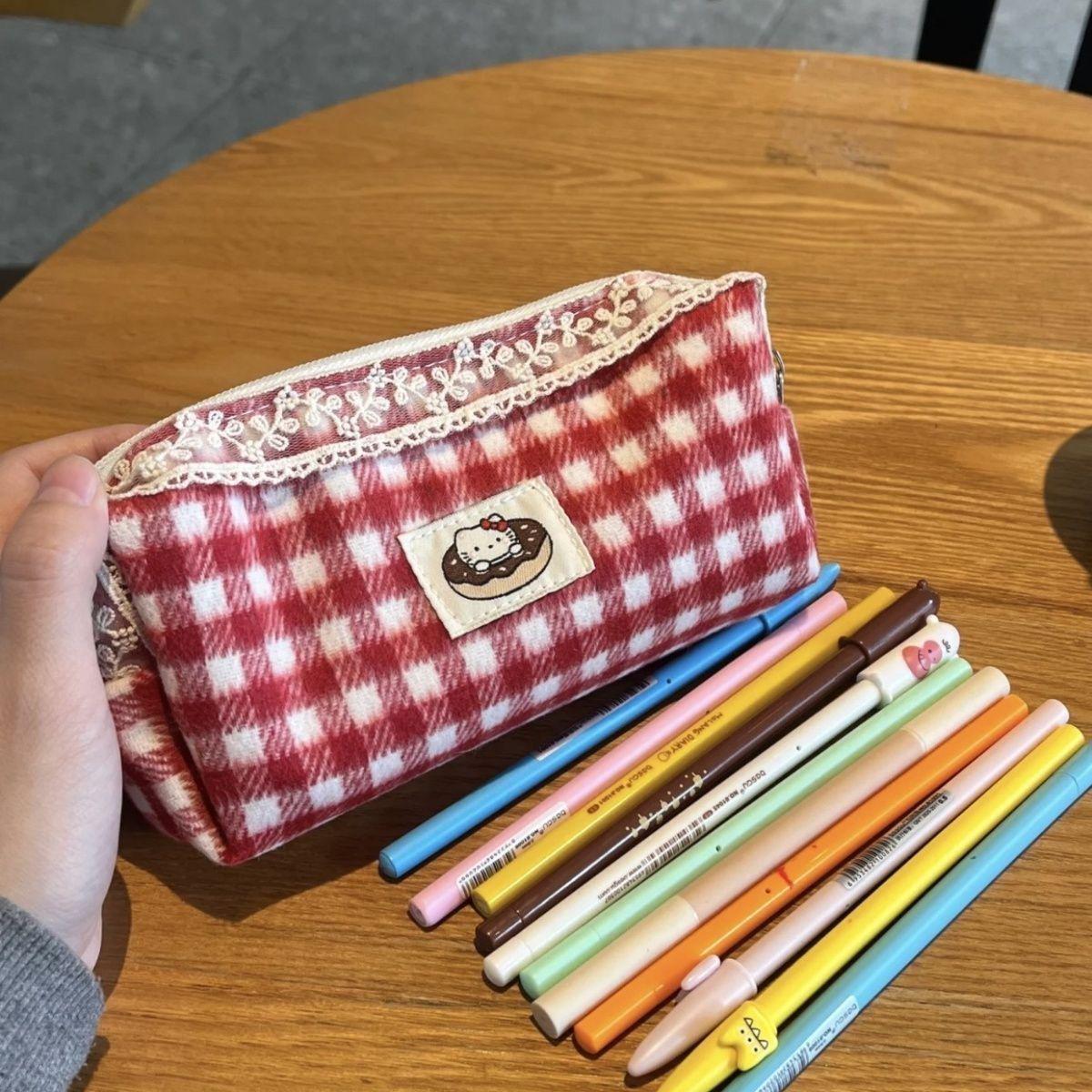 

Floral Lace Cartoon Pencil Case - Cute, Large Capacity Storage Bag for Students