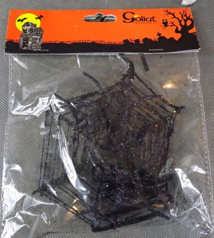 Set of Black Spider Webs with Purple Glitter and Spider Pendants (2 Pieces)
