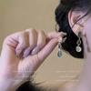 Vintage Asymmetrical Colored Stone Earrings with Silver Needle, High-End Niche Design, Contrasting Colors, Autumn-Winter Ear Clips.