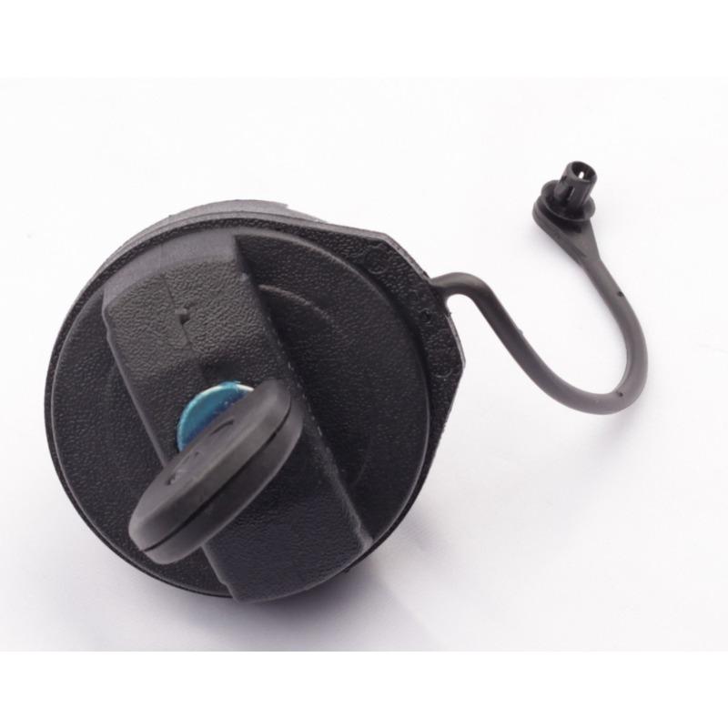 Fuel Filler Cap Gas Tank Cap Oil Tank Lock Key Inner Cover for VW Santana Je.tta for Skoda Fabia Rapid Spaceback Rapid 330201553