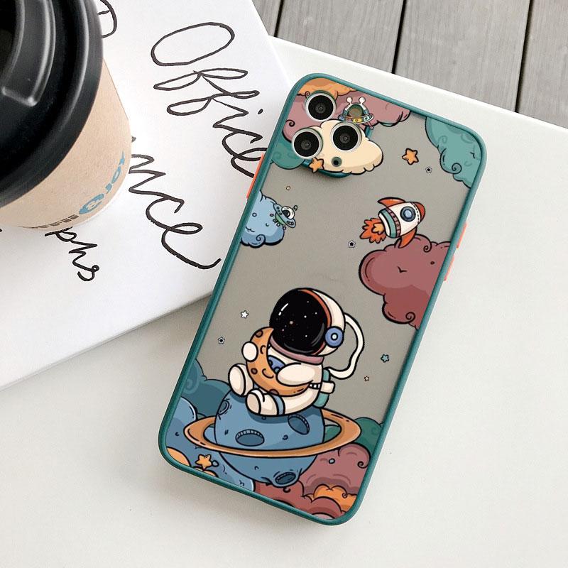 Cartoon Outer Space Astronaut Planet Phone Cases For iPhone 16 11 12 14 13 Pro Max 15 Plus 7 8 Plus SE2 X XR XS Shockproof Cover