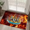 Newcastle United Fußball Design Kristall Samt Teppich Gemütlich Nein?Rutschfester Teppich mit Aufdruck für Schlafzimmer Wohnzimmer Eingang