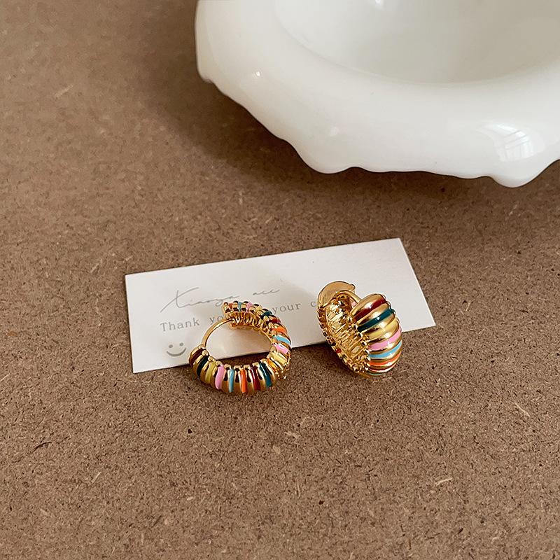 Niche Design Sense Rainbow Dripping Oil Metal Ear Buckle Women'S Light Luxury Retro Simple And Elegant Temperament Versatile Earrings Earrings