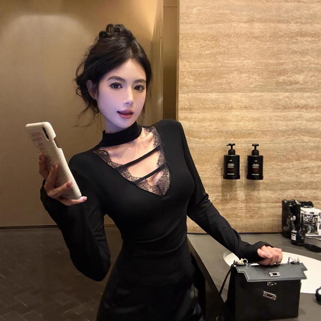 Sexy Black V-neck Long-sleeved T-shirt Women's Autumn and Winter Spice Girls Lace Hollow Bottoming Shirt Design Sense Slim and Thin Top