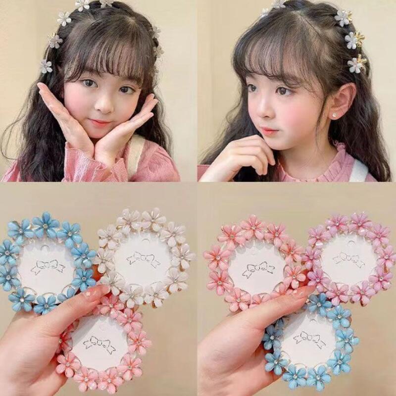 

Mini flower discopin for bangs and side hair Blue
