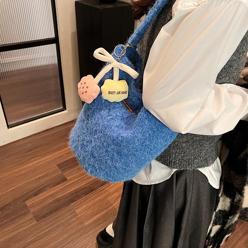 Huge Good-looking Autumn and Winter Design Plush Yellow Fruit Tree Soft Plush Soft Shoulder Bag Women's Oblique Span Bag Tote Bag